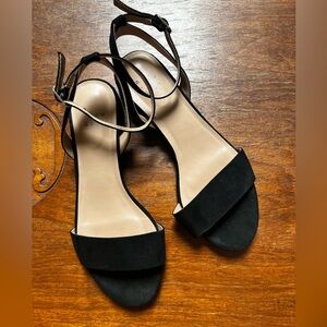 Universal Thread Heels